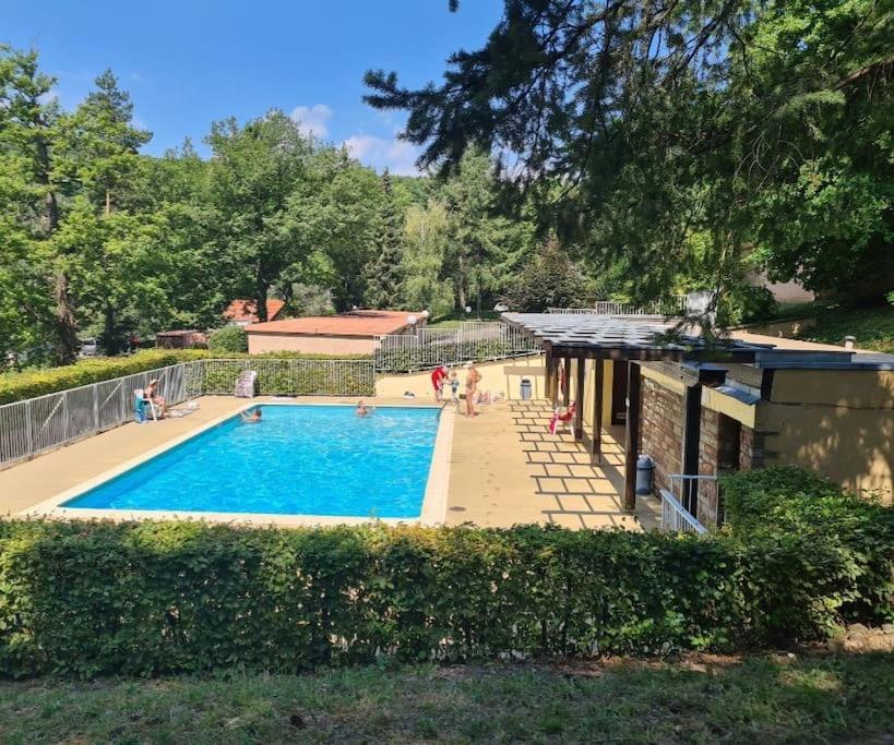 Appartement Au Calme Dans Residence Avec Piscine Boersch Екстер'єр фото