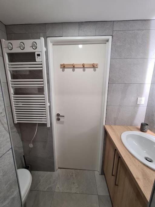 Appartement Au Calme Dans Residence Avec Piscine Boersch Екстер'єр фото